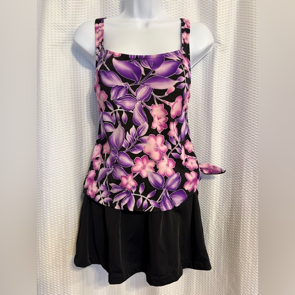 La Gove multicolor floral print one-piece swimsuit attached skirt size 12